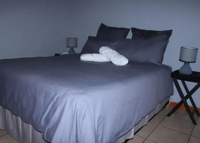 Meyiwa Guest Palace Newcastle