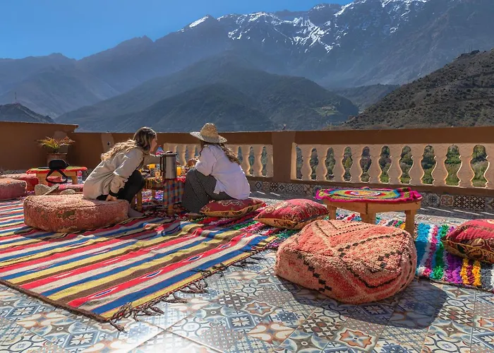 Amazigh Family Riad Imlil 