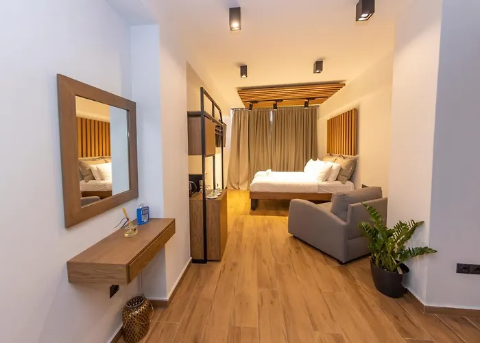 Centrally Elegant Suite By Acropolis Atina