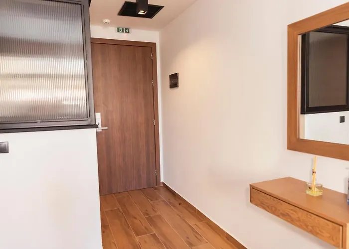Centrally Elegant Suite By Acropolis Atina