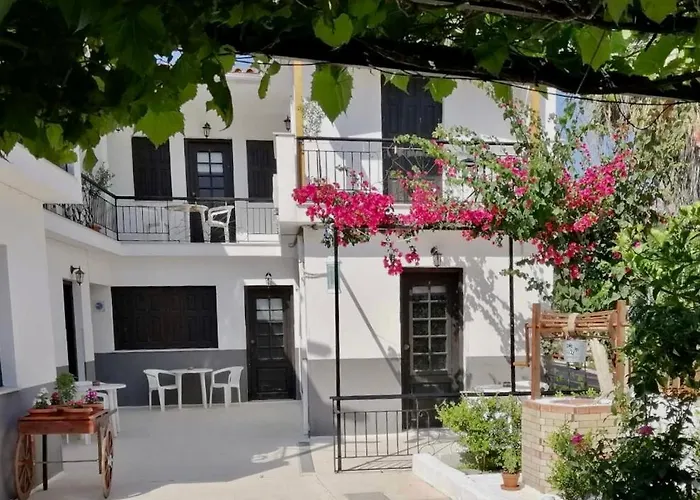 Hokkum Studios Kokkari