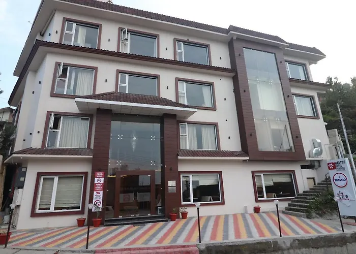 Mastiff Hotel, Dalhousie Banikhet
