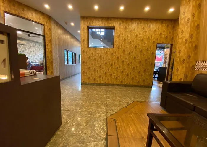 Hotel Dev Palace By Wb Inn Rishikesh