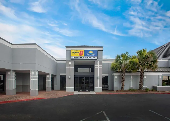Days Inn By Wyndham Mobile I-65