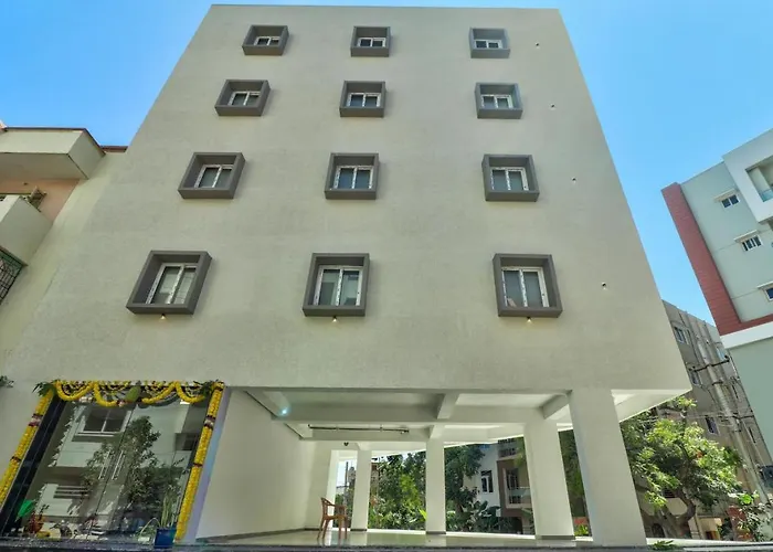 Treebo Sriz Cozy Seethamadhara Visakhapatnam