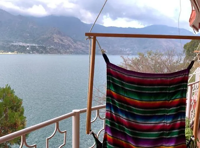Hotel Villa Del Lago, Gladys San Pedro La Laguna