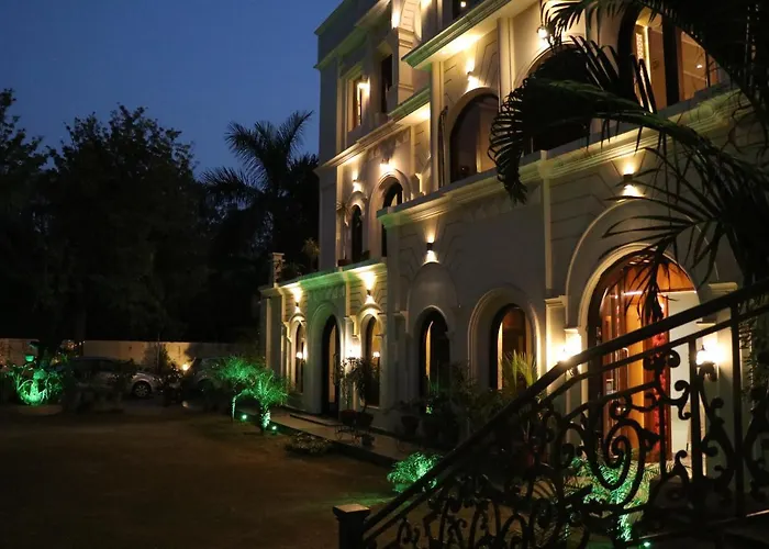 Hotel Pushap Palace Patiala