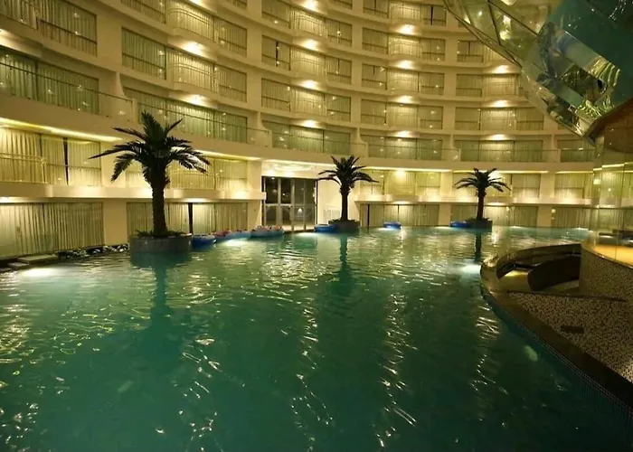 7 Star Weekend Studio At Rajhans Belliza By Global Hospitality Surat