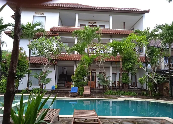 Family House Hotel Kuta Kuta 