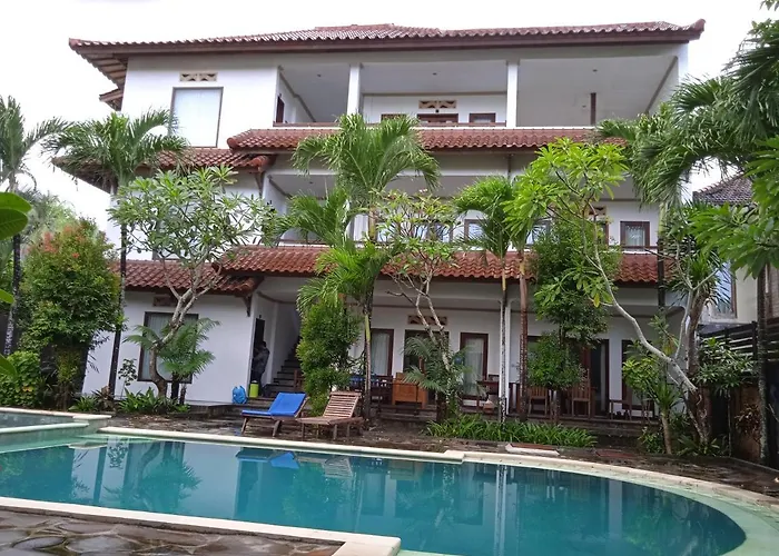 Family House Hotel Kuta Kuta 