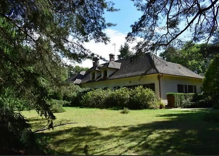Bed and Breakfast Les Genebruyeres - L'Histoire D'Un Reve à Aubigny-sur-Nère