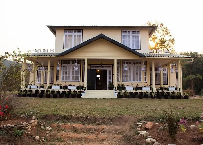 The Arcadia Pool And Villa - Umroi Shillong