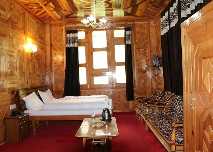 Hotel Mount Kailash Sangla