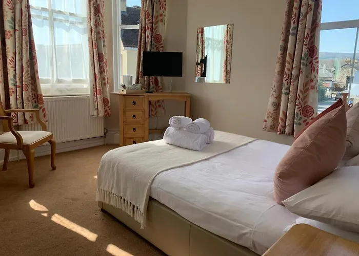 Dolphin Hotel Bovey Tracey
