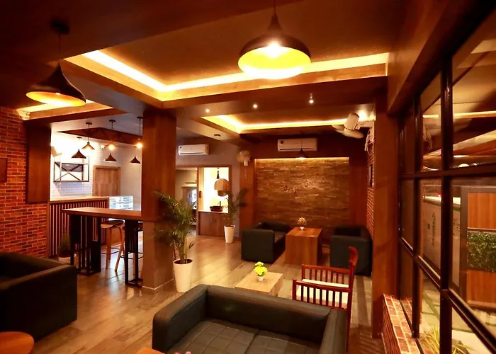 Orfila Inn Airport Hotel Angamali