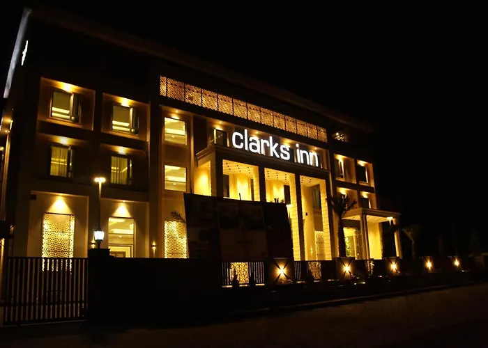 Clarks Inn Aligarh