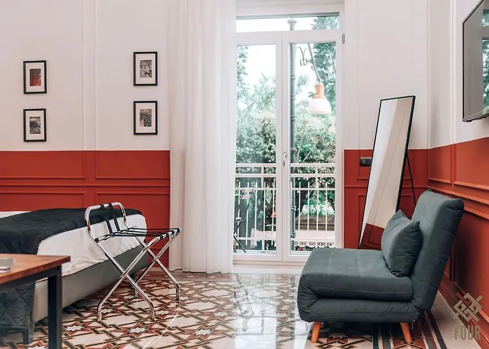 Four Pompei Bed & Breakfast