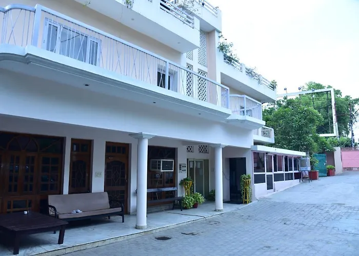 Samriddhi Stay Inn Lucknow