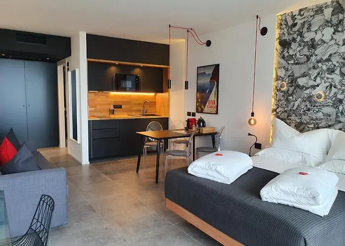 Visioni Lake View Rooms&Breakfast - Adults Friendly Riva del Garda