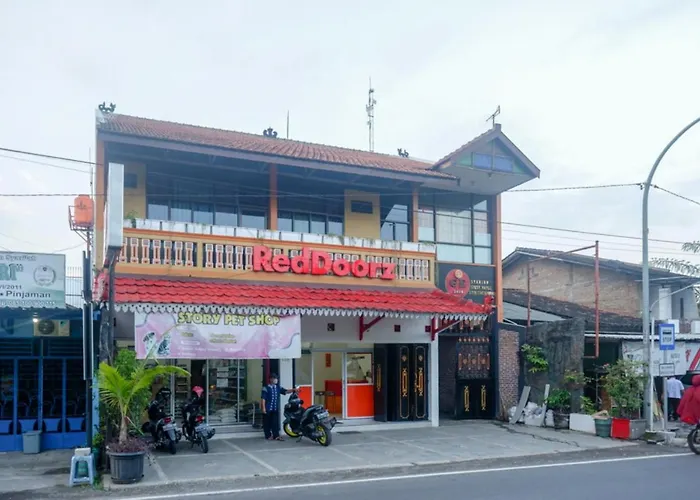 Reddoorz Syariah Near Exit Toll Ngemplak Solo Hotel