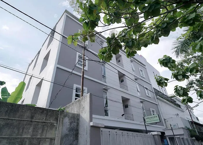 Urbanview Hotel Bari Syariah Palembang By Reddoorz