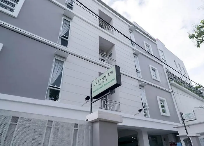 Urbanview Hotel Bari Syariah Palembang By Reddoorz