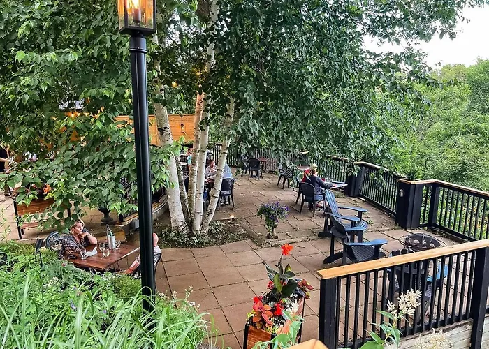 Inn At The Falls Bracebridge