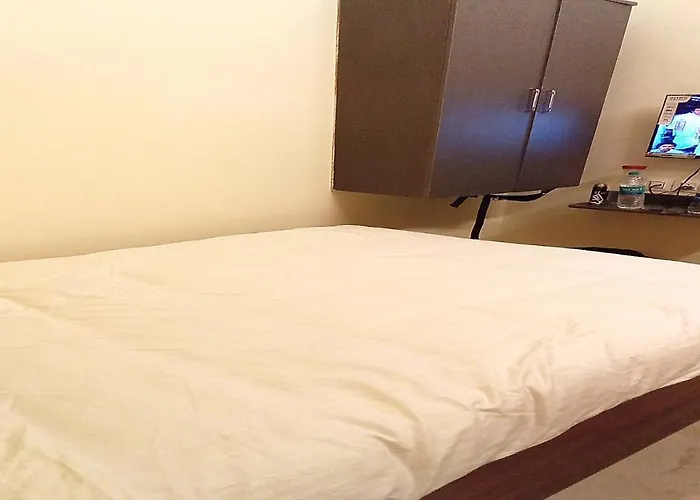 Pph Living Royal Pride Bed & Breakfast Madurai