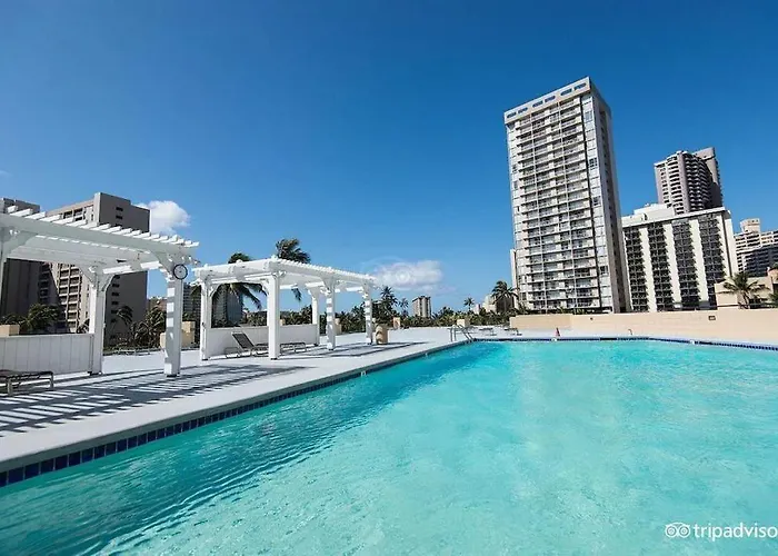 Waikiki Beach Modern Studio No Resort Fee Best Location Honolulu
