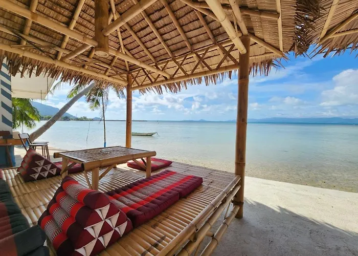 Beaubo Beach Ban Tai