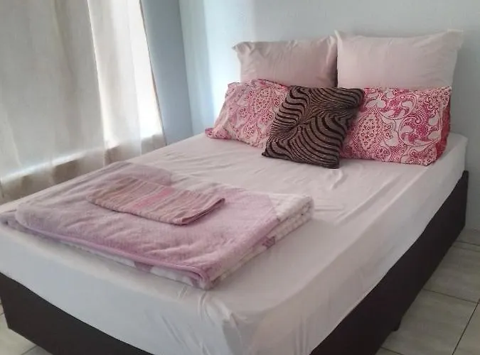 Cossy Possy Guest House Johannesburg