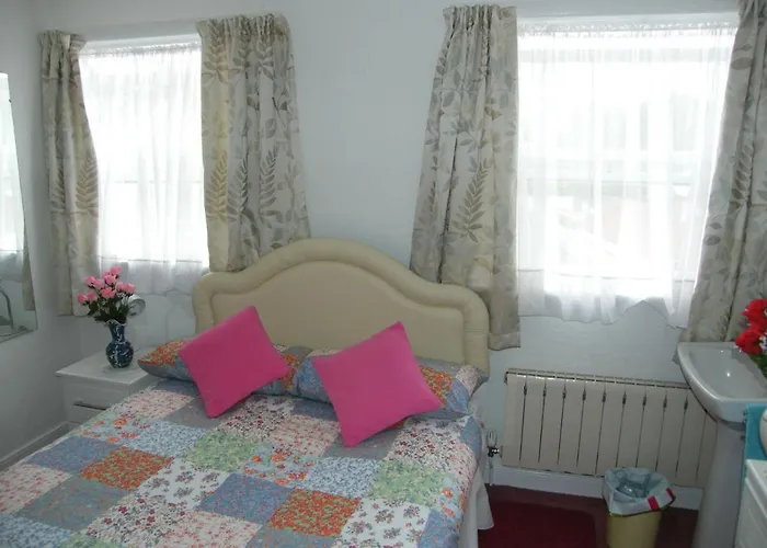 El Tabora Guest House Saint Peter Port