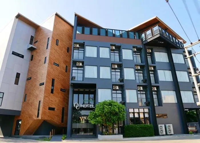 Ou Hotel Phitsanulok