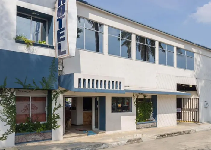 Hotel Lacantum by Rotamundos Tapachula