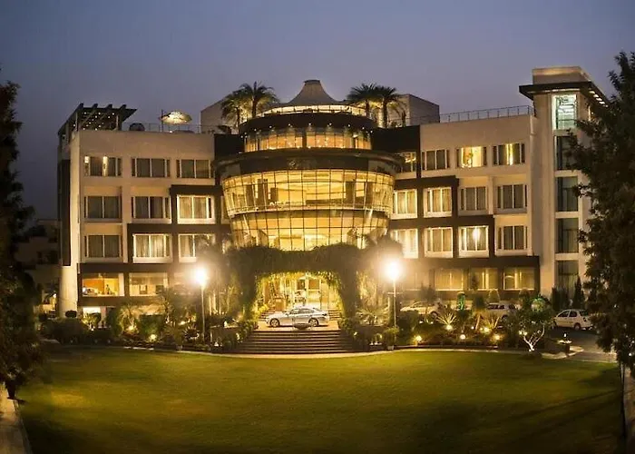 Dayal Paradise Lucknow