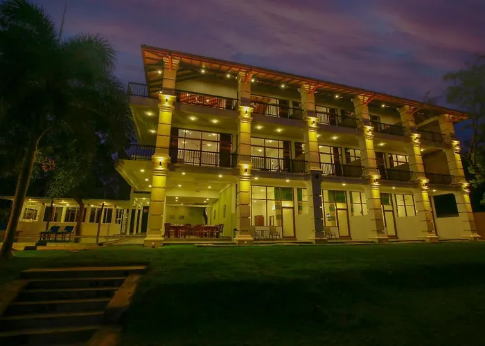 Diya Dahara Lake Resort Tissamaharama