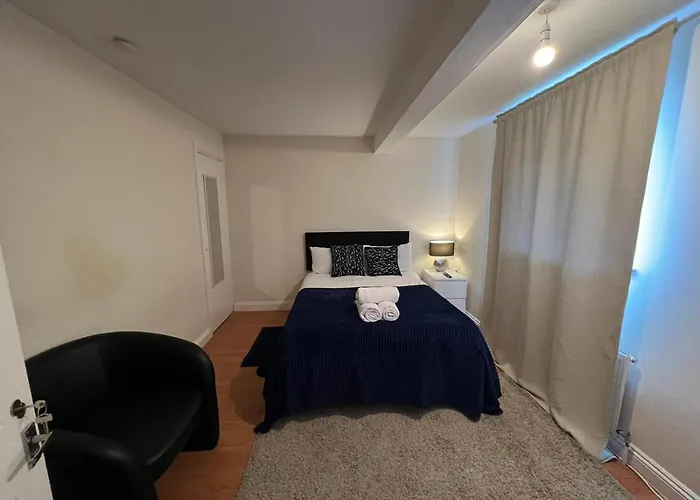 Shared House In Chakeshill Drive Hotel Bristol