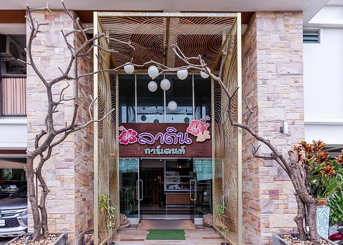 Latin Garden Hotel กรุงเทพมหานคร