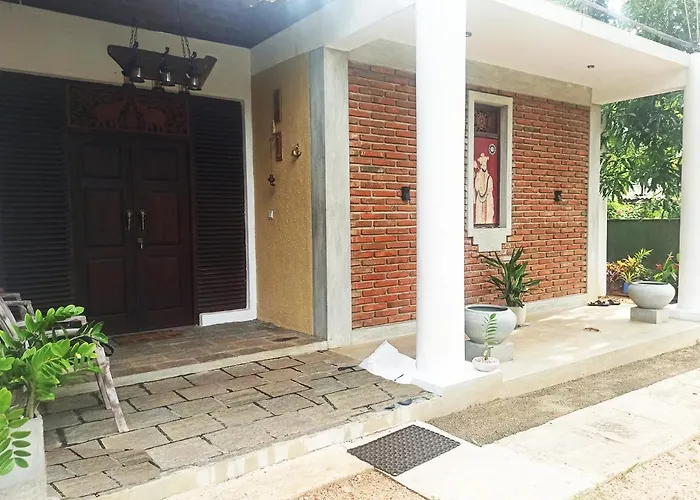 Eththota Walawwa Bungalow Hotel Anuradhapura