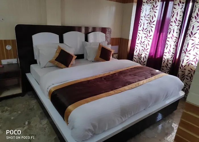 Hotel Diamond, Meerut