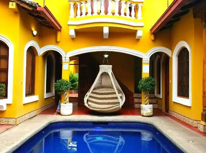 Casa Del Agua Bed & Breakfast Granada