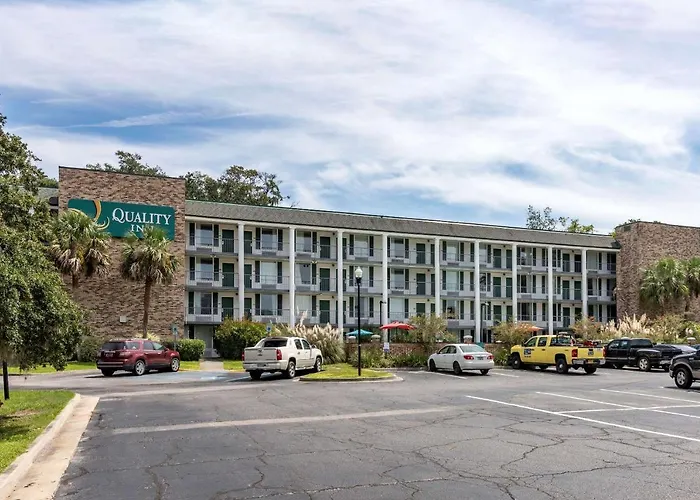 Quality Inn At Town Center Beaufort