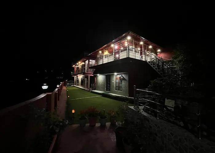 Lake Pleasant Cottage Nainital