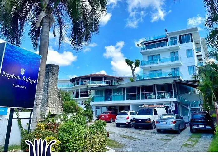 Hotel Neptuno Refugio Boca Chica 