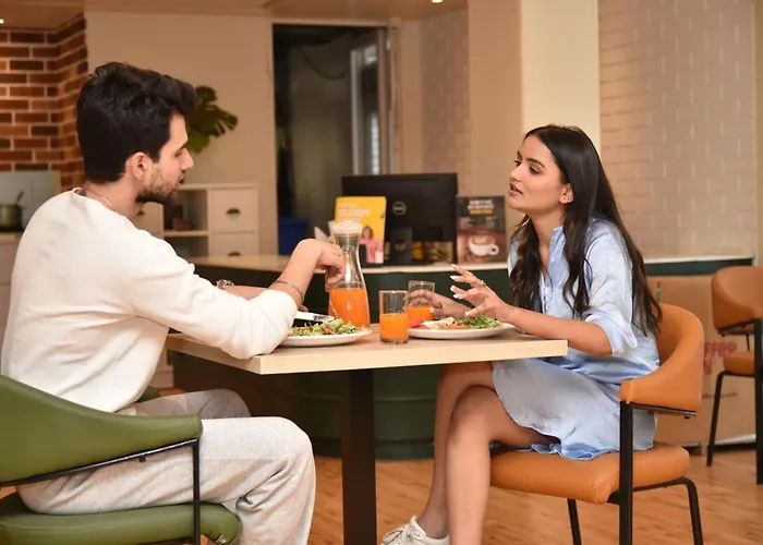 Bloom - Golf Course Road Hotel Gurgaon