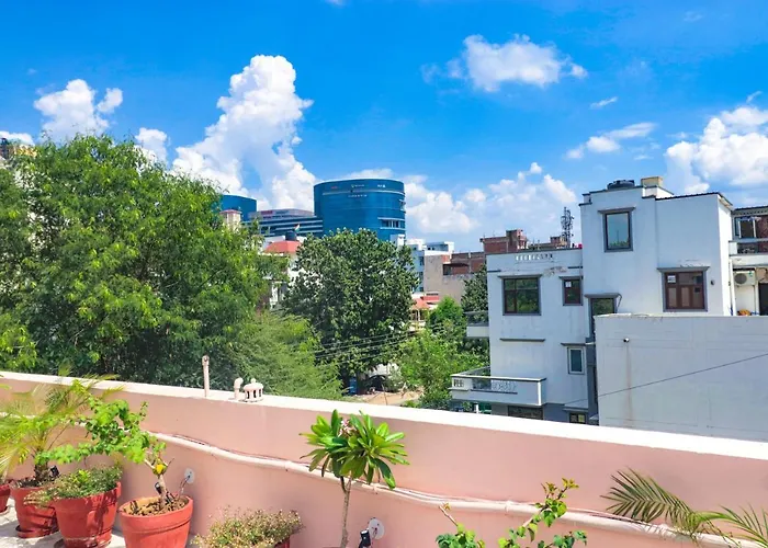 Fabhotel Rr Residency - Dlf Cyber City Gurgaon
