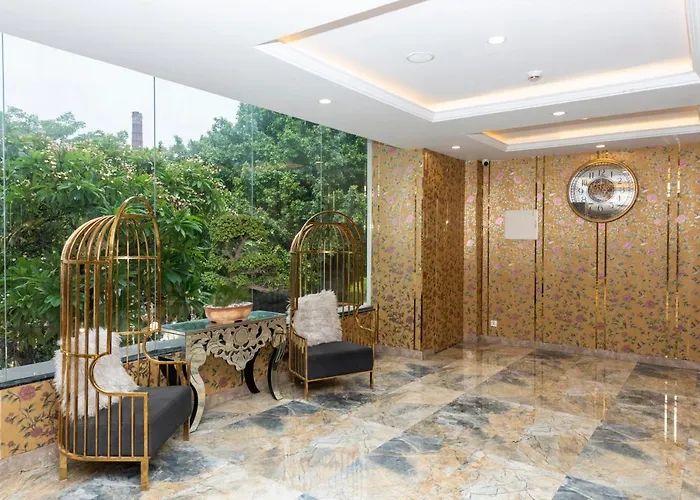 Hotel Casa Aishbagh Lucknow