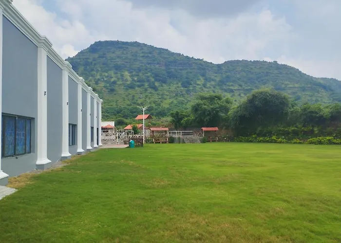 Fortview Resort Daulatabad