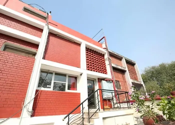 Hotel Arina Chandigarh