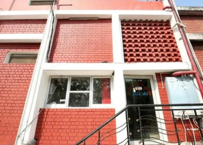 Hotel Arina Chandigarh